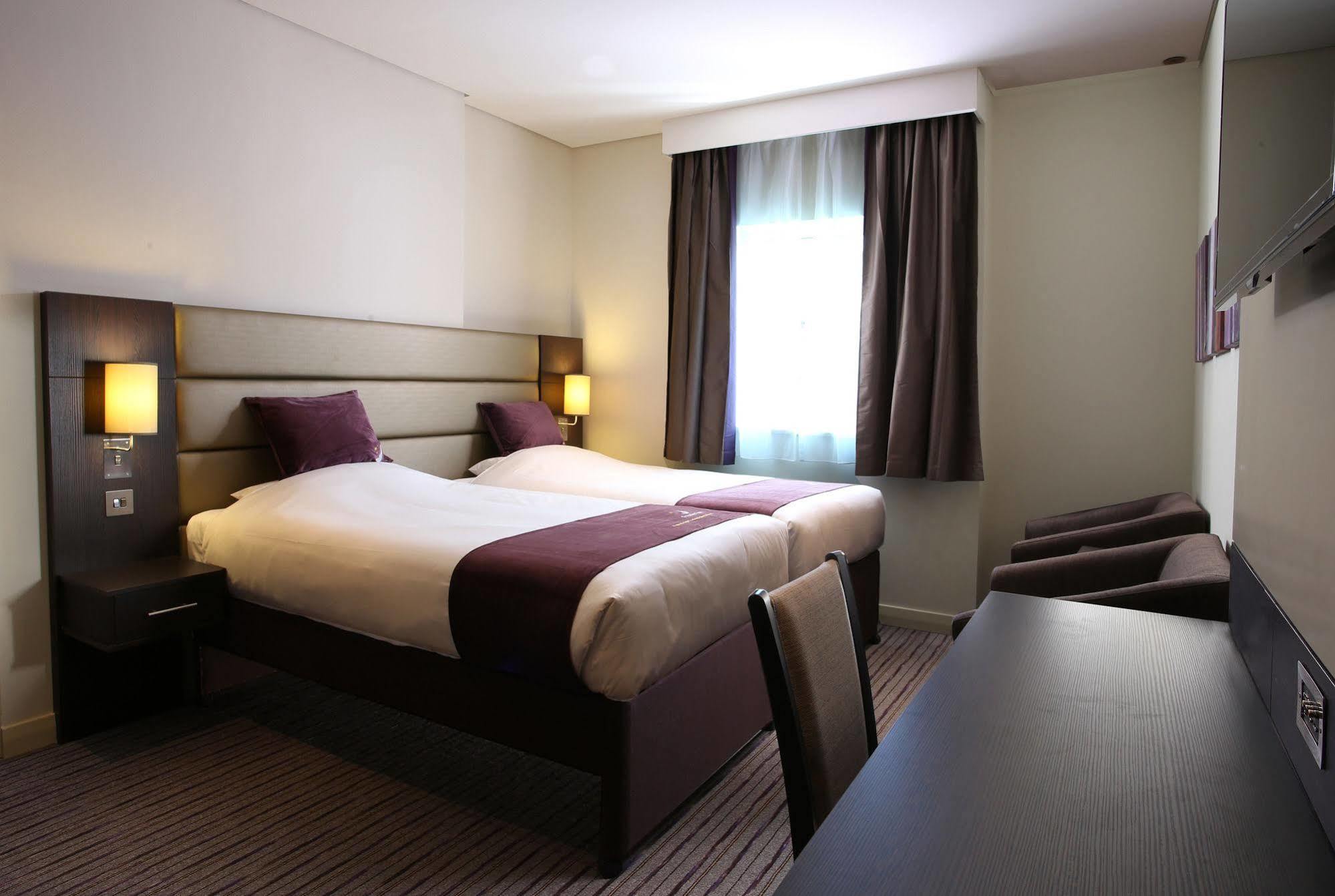 Ibis Styles - إبيس ستايلز الشارقه فندق